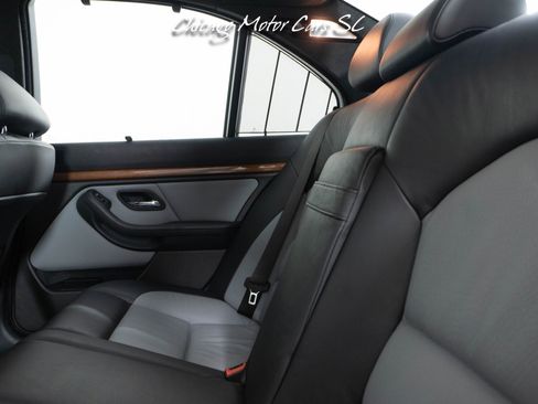 Used 2001 BMW M5 RWD image 57