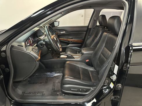 Used 2011 Honda Accord EX-L image 22