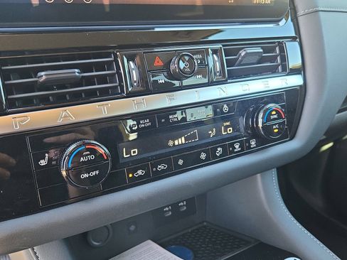 New 2026 Nissan Pathfinder SL w/ Cargo Package FWD image 21
