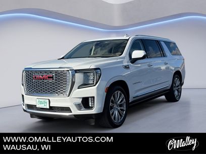 Used 2022 GMC Yukon XL Denali w/ Denali Premium Package