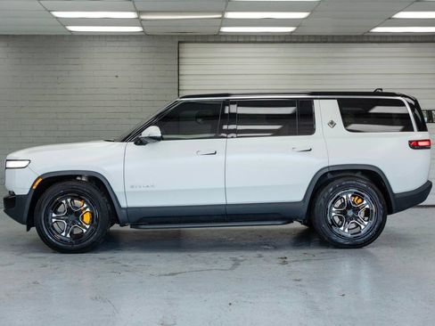 Used 2023 Rivian R1S Adventure AWD/4WD image 6