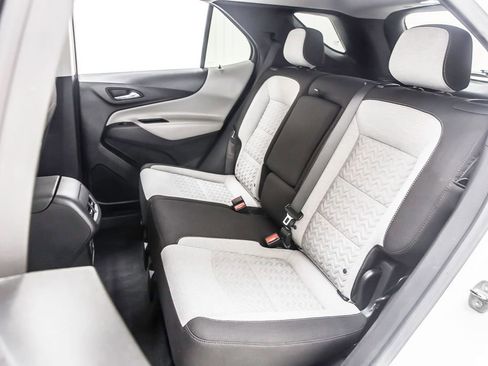 Used 2023 Chevrolet Equinox LS w/ LS Convenience Package image 29