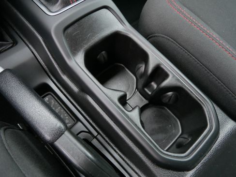 Used 2022 Jeep Wrangler Unlimited Rubicon image 26