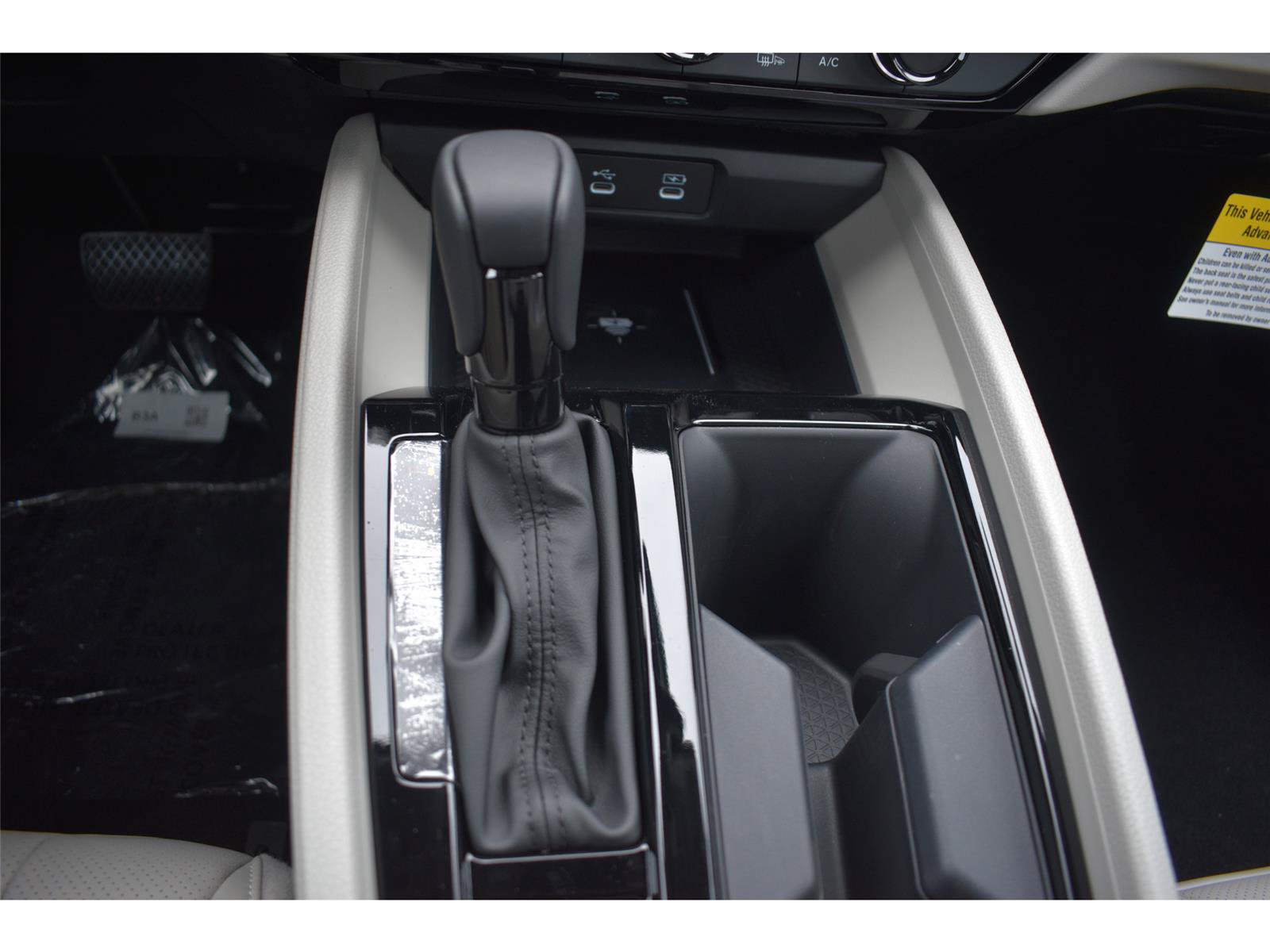 New 2026 Honda Accord Hybrid EX-L image 18