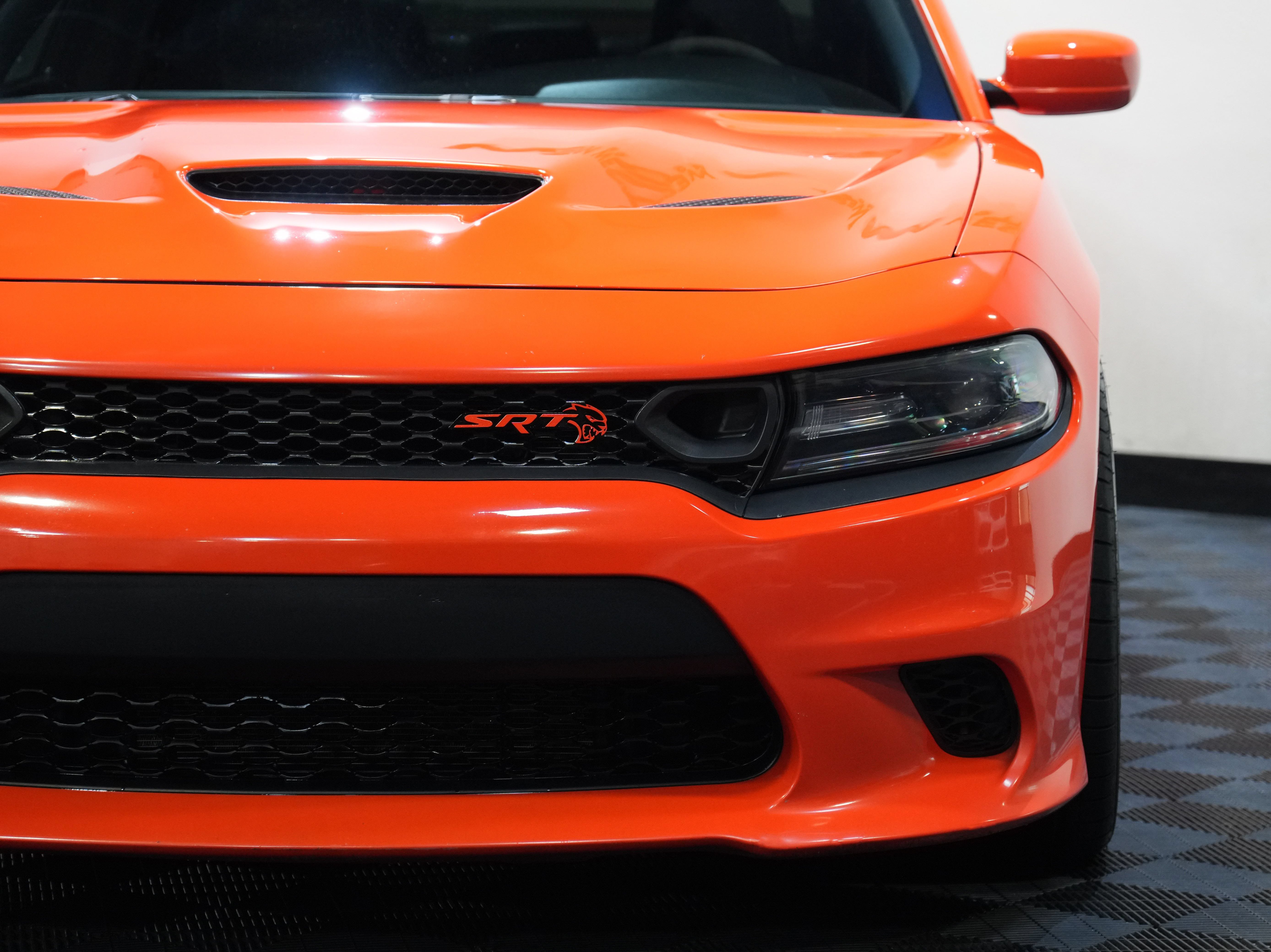 Used 2019 Dodge Charger SRT Hellcat w/ Navigation & Travel Group RWD image 10