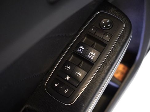 Used 2021 Dodge Charger SRT Hellcat w/ Harman/Kardon Audio Group image 10