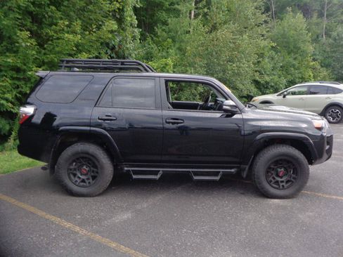 Used 2023 Toyota 4Runner TRD Pro AWD/4WD image 4