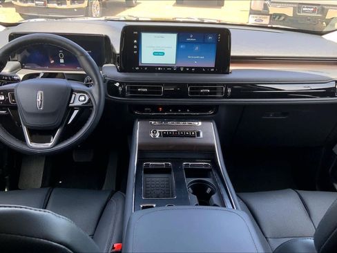 New 2026 Lincoln Aviator Reserve AWD/4WD image 5