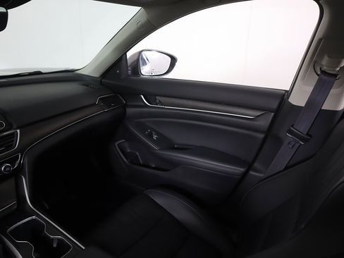 Used 2022 Honda Accord EX-L image 36
