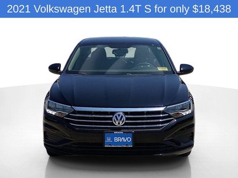 Used 2021 Volkswagen Jetta S w/ Driver Assistance Package FWD image 2