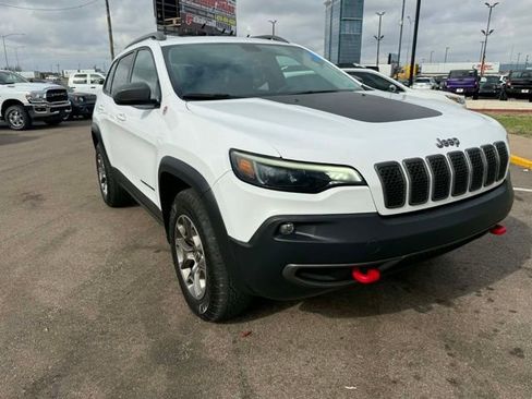 Used 2020 Jeep Cherokee Trailhawk w/ Comfort/Convenience Group image 2