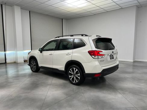 Used 2023 Subaru Forester Limited AWD/4WD image 9