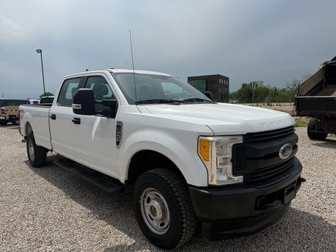 Used 2017 Ford F250 XL w/ Power Equipment Group AWD/4WD image 2