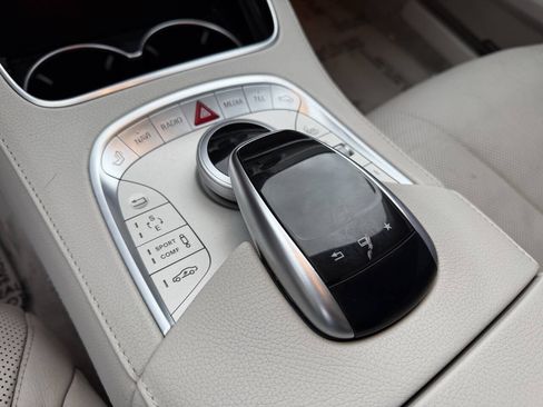 Used 2015 Mercedes-Benz S 550 Sedan image 23
