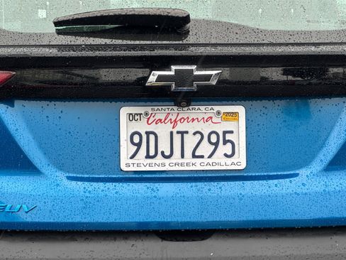 Used 2022 Chevrolet Bolt EUV Premier w/ Sun & Sound Package image 44