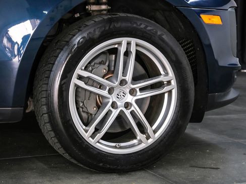 Used 2019 Porsche Macan S image 57