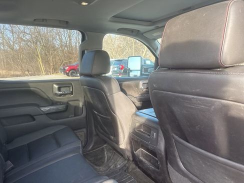 Used 2015 GMC Sierra 2500 SLT w/ All-Terrain HD Package image 13