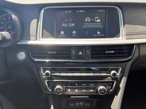 Used 2019 Kia Optima S w/ S Panoramic Sunroof Package FWD image 6