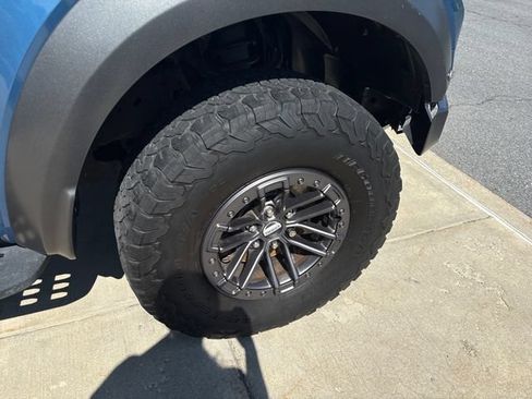 Used 2020 Ford F150 Raptor w/ Equipment Group 802A Luxury AWD/4WD image 9