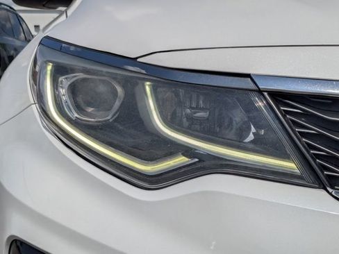 Used 2019 Kia Optima LX FWD image 11