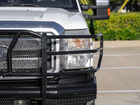 Used 2014 Ford F250 Platinum w/ FX4 Off-Road Package image 42