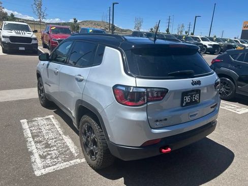 Used 2024 Jeep Compass Trailhawk w/ Trailhawk Convenience Group AWD/4WD image 7