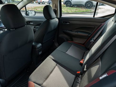 New 2025 Nissan Versa SR w/ Trunk Package image 21