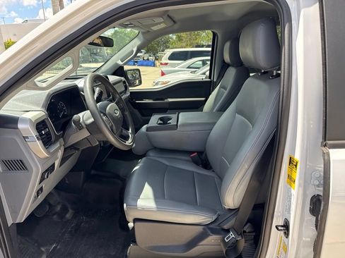 Used 2021 Ford F150 XL w/ Equipment Group 101A High RWD image 5