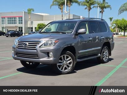 Used 2013 Lexus LX 570 4WD w/ Luxury Pkg
