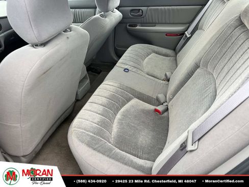 Used 2004 Buick Century Custom FWD image 10