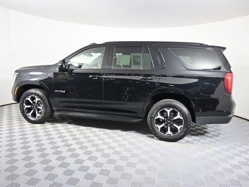Used 2025 GMC Yukon AT4 image 3