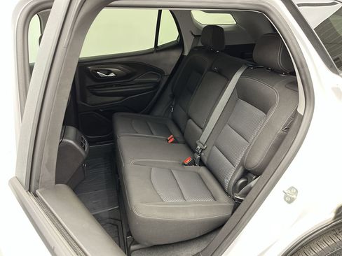 Certified 2024 GMC Terrain SLE w/ Driver Convenience Package image 11