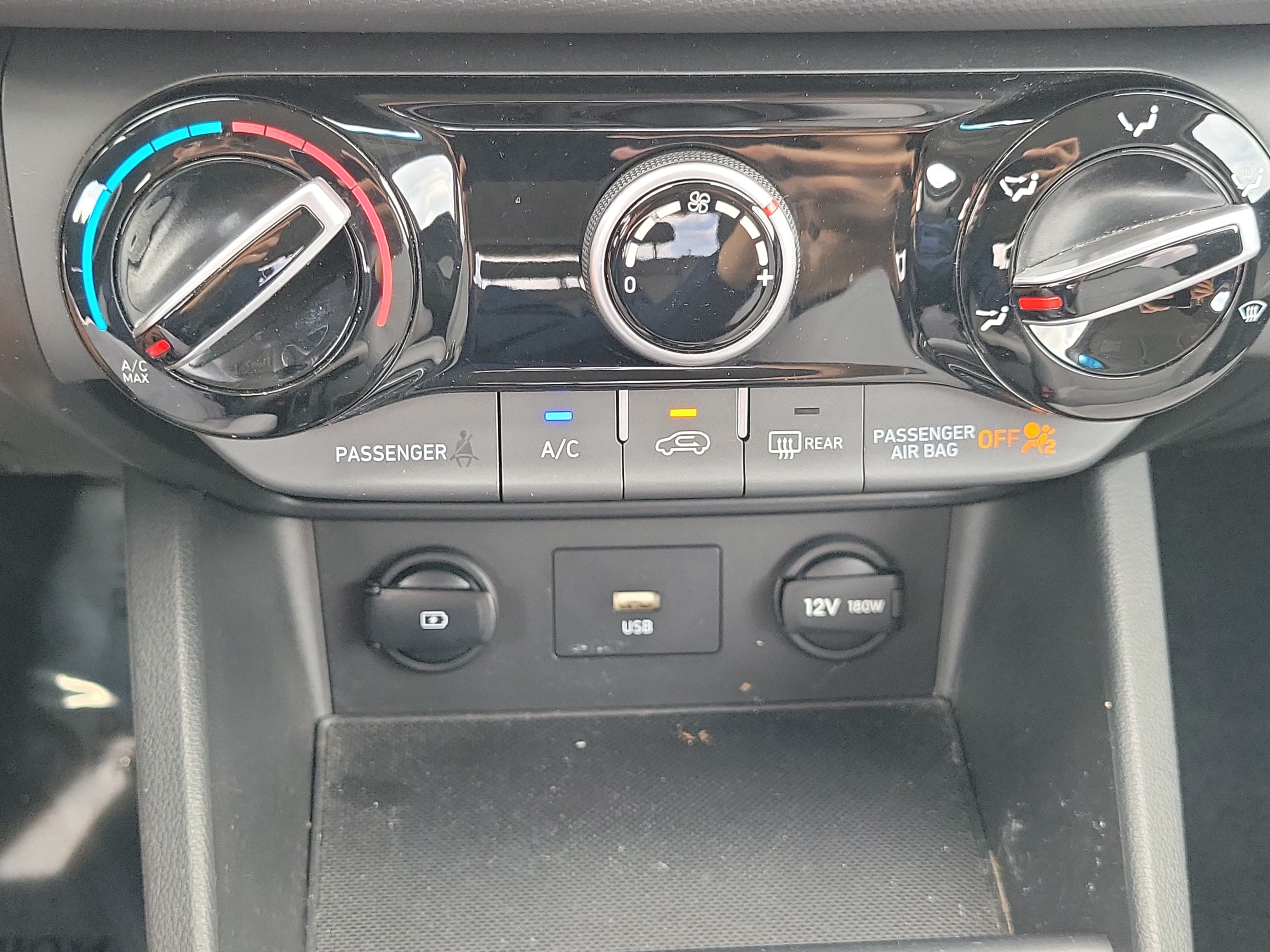 Used 2023 Hyundai Kona SEL FWD image 23