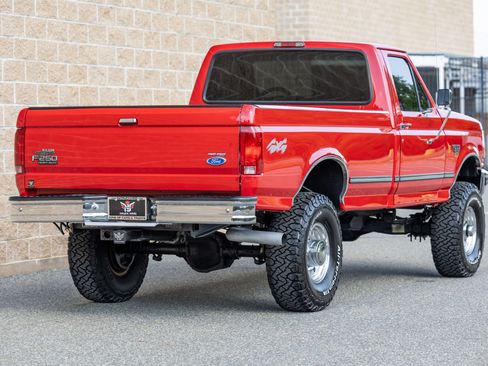 Used 1997 Ford F250 4x4 Regular Cab Heavy Duty image 6