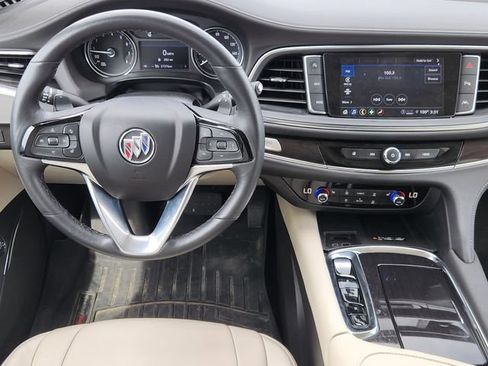 Used 2024 Buick Enclave Essence w/ Experience Buick Package AWD/4WD image 27