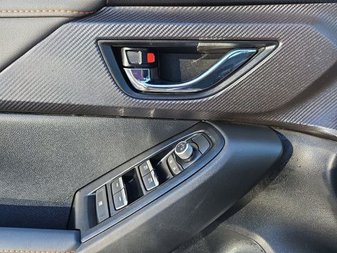 Certified 2025 Subaru Crosstrek 2.5i Limited w/ Popular Package #3A image 7