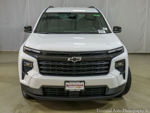 New 2026 Chevrolet Traverse LT w/ Midnight/Sport Edition image 5