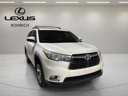 Used 2015 Toyota Highlander Limited AWD/4WD image 4