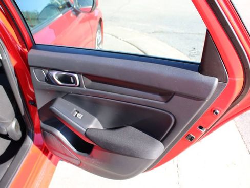 Used 2022 Honda Civic LX image 21