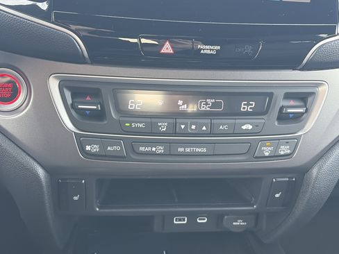 Certified 2024 Honda Passport EX-L image 34