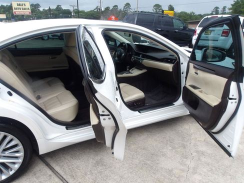 Used 2016 Lexus ES 350 w/ Luxury Package w/Wood Trim FWD image 6