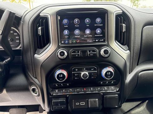 Used 2023 GMC Sierra 3500 Denali w/ Technology Package AWD/4WD image 25
