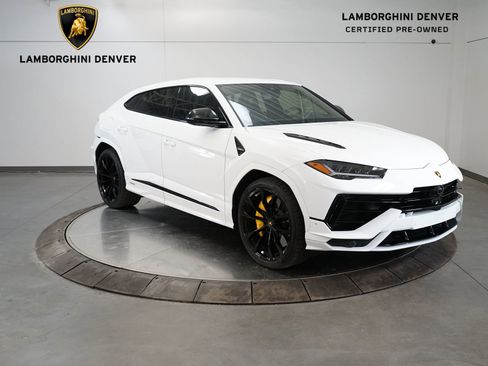 Used 2024 Lamborghini Urus S image 7