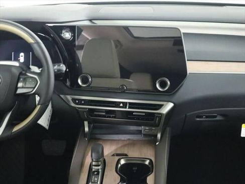 New 2026 Lexus RX 450h AWD image 15