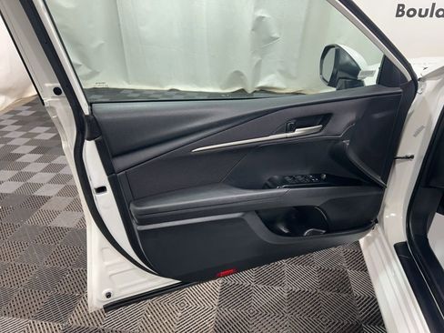 Used 2025 Toyota Camry LE image 18