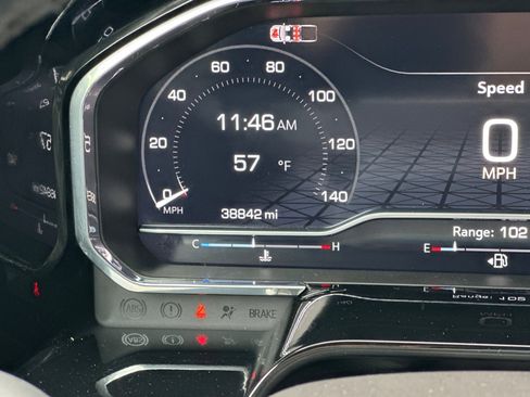 Used 2024 GMC Sierra 1500 SLT image 24