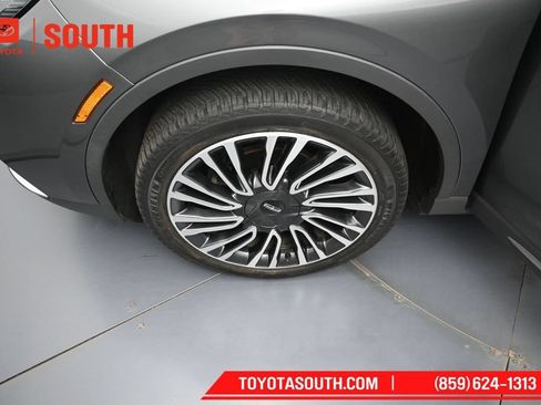 Used 2021 Lincoln Corsair Reserve w/ Elements Package AWD/4WD image 39