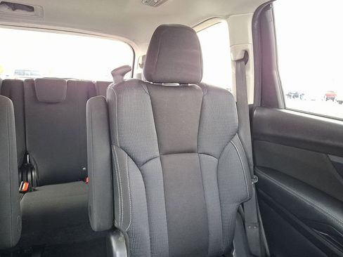 Used 2019 Subaru Ascent Premium w/ Popular Package #2A image 21