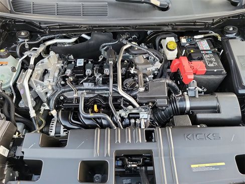 Used 2025 Nissan Kicks SV image 26