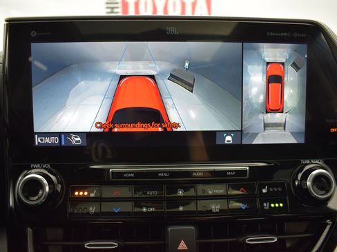 Used 2021 Toyota Highlander Platinum image 27